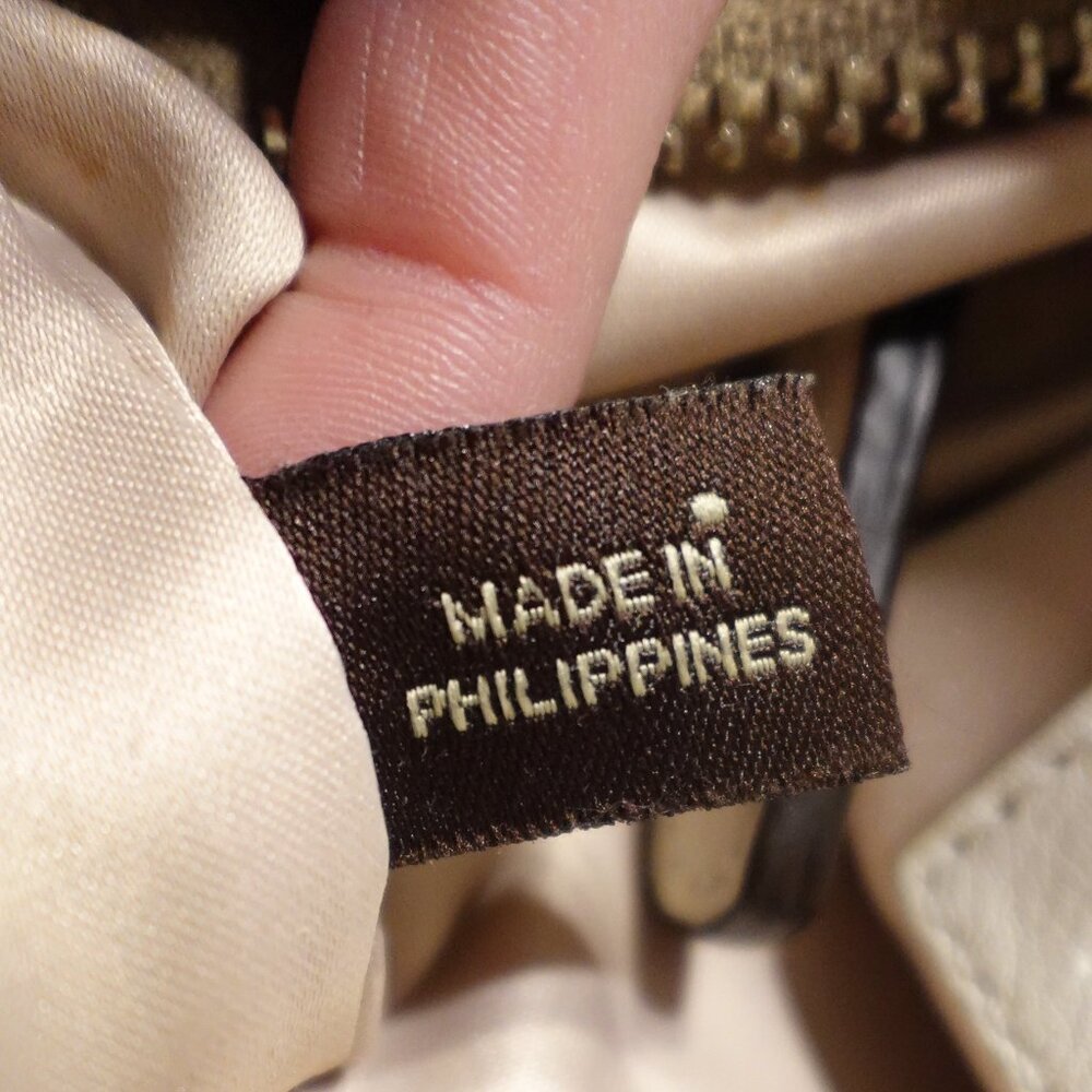 Coach Signature Jacquard Hobo Bag - Picture 9 of 10